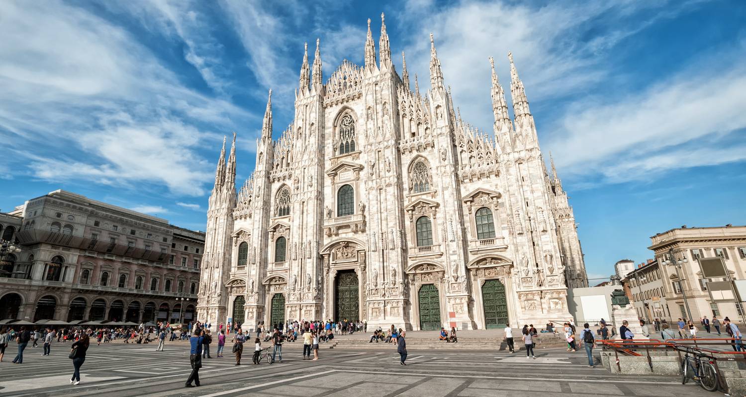 Wonders of Northern Italy with Bernina Train from Milan